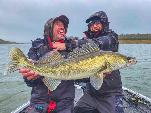 TEAM FOX RAGE CHEZ ALQUEVA ESCAPE FISHING
